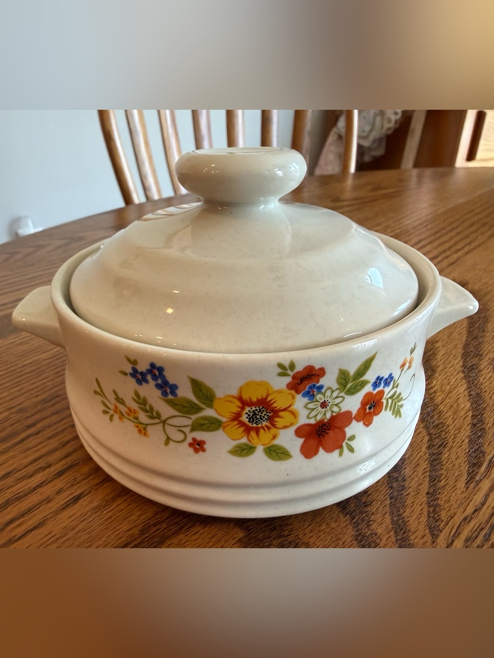 Vintage Sweet Flowers Bake Serve ‘n Store Stoneware small casserole dish